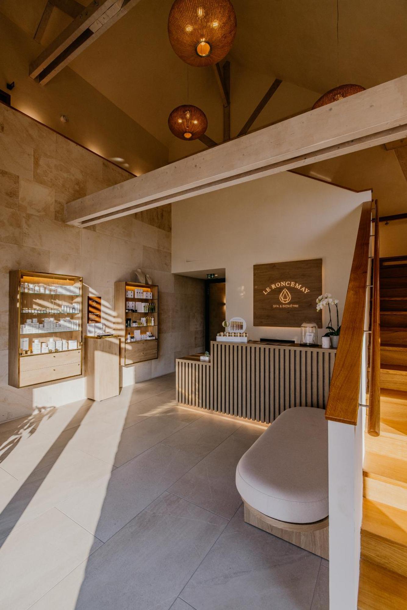 Domaine Du Roncemay - Hotel, Restaurants, Spa & Golf Aillant-sur-Tholon Exteriér fotografie