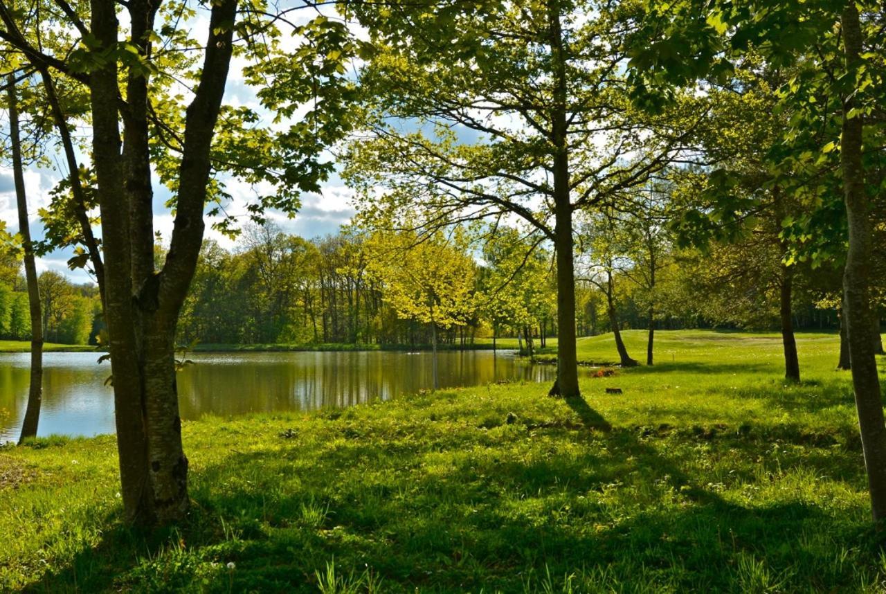 Domaine Du Roncemay - Hotel, Restaurants, Spa & Golf Aillant-sur-Tholon Exteriér fotografie